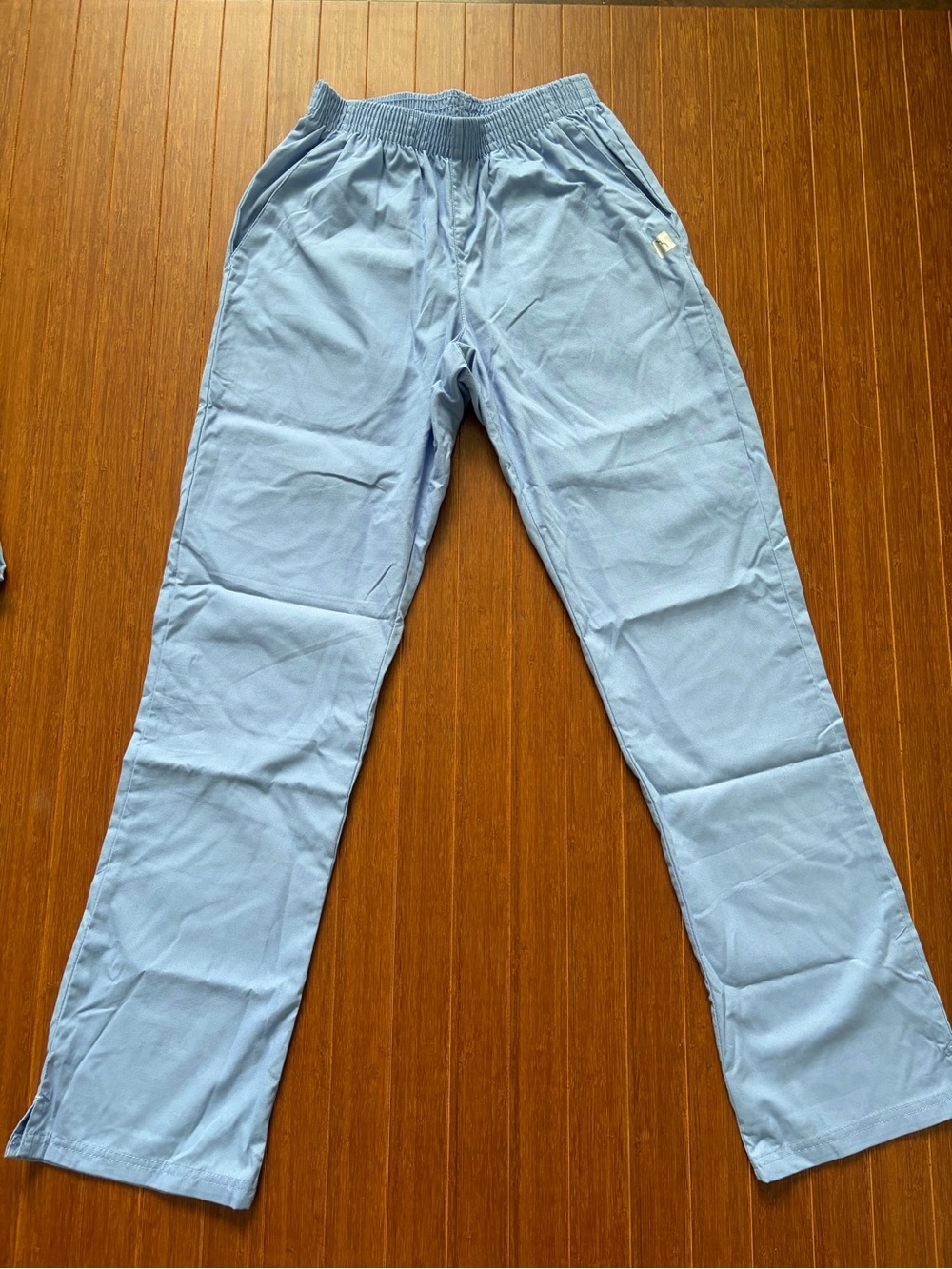 Butter Soft Scrubs by Uniform Advantage - Ceil Blue Scrubs Lot - Picture 4 of 10